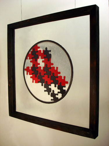 Jigsaw puzzle and war imagery